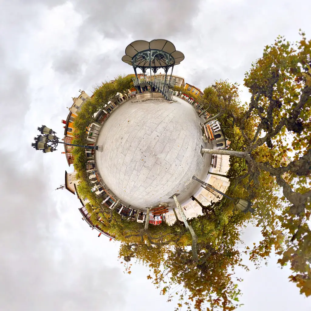 Plaza Mayor, Briviesca - Tiny Planet